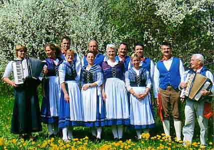 Gruppenfoto Vellmarer Volkstanzkreis 1984 e.V.